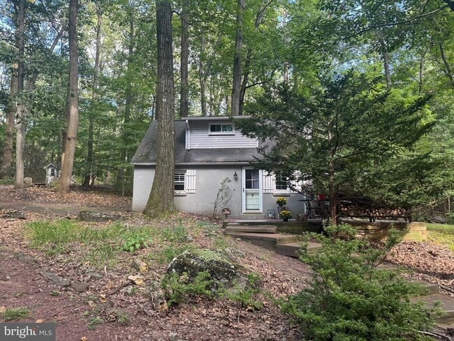 Building Photo - 2742 Hill Rd Rental