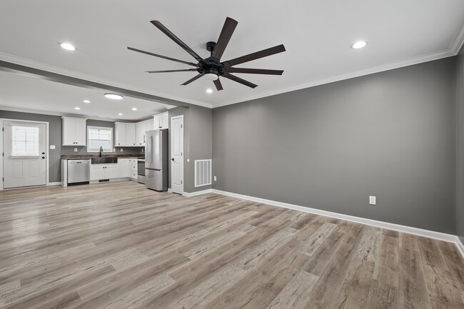 Photo - 1250 Bonneville Dr