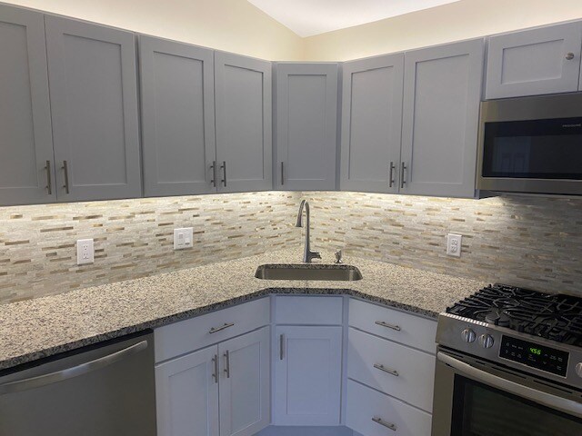 Photo - 422 S 4th St Unit 2