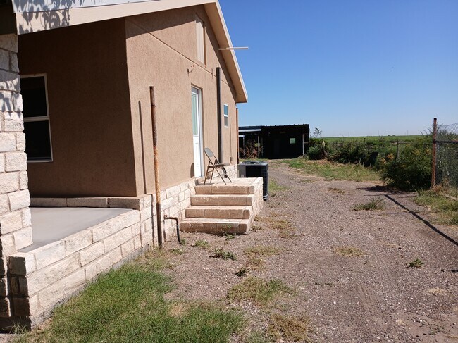 Photo - 206 Iglesia St