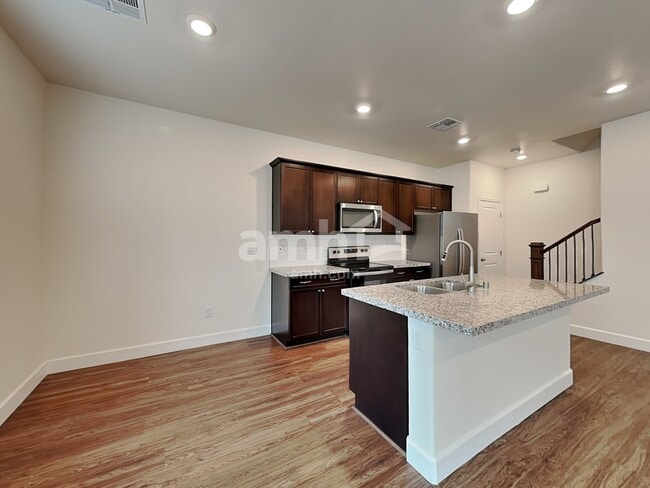 Photo - 1479 Garden Swing Ave