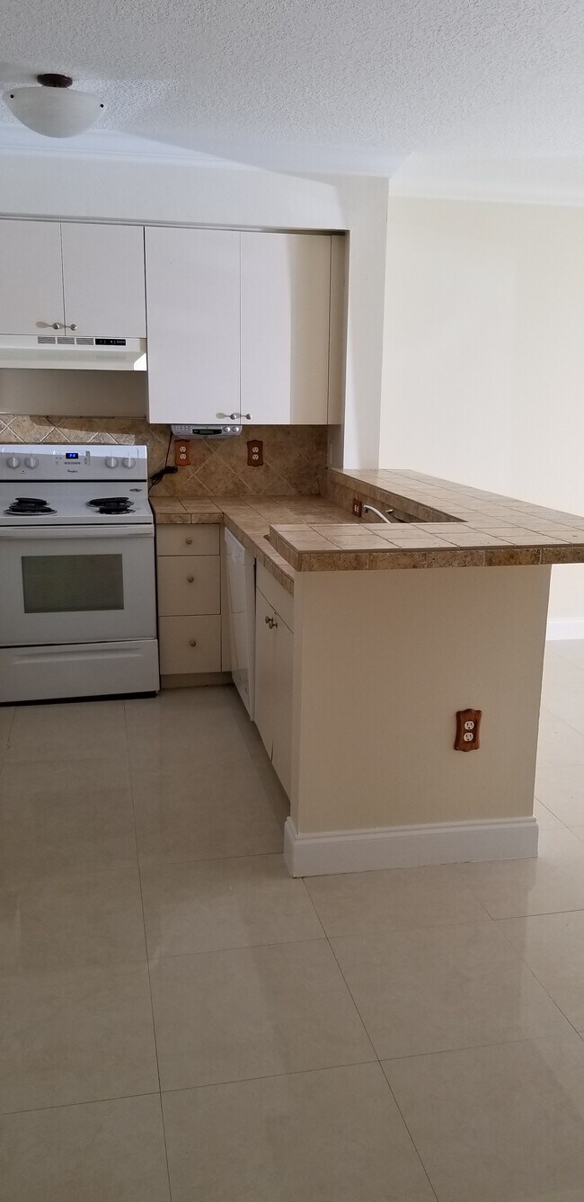 Photo - 11050 SW 196th St Unit 103