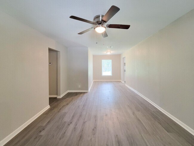 Photo - RECENTLY REMODELED 4 BEDROOM 2 BATH LEASE HOME WITH ALL THE UPGRADES.  CHECK THIS OUT.  WON'T LAS...