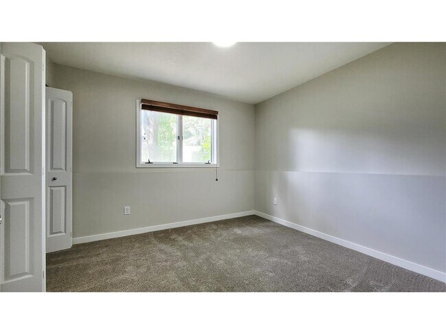 Photo - 512 Nelson Ct