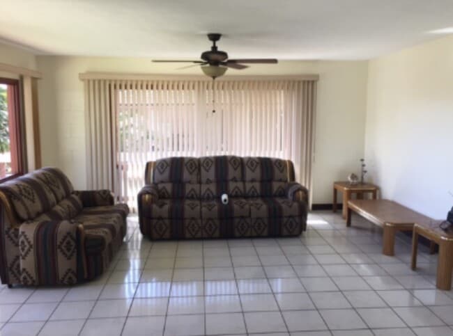 Photo - 3 bed 2 bath Kekaha duplex.