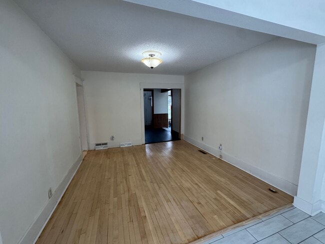 Photo - Cute Home in Central Bismarck with Huge Garage