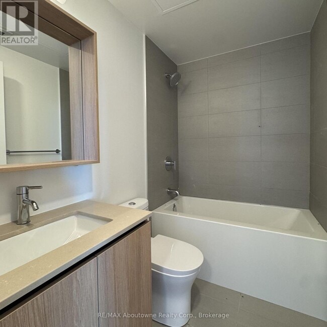 Photo - 35 Parliament St Unit 1602