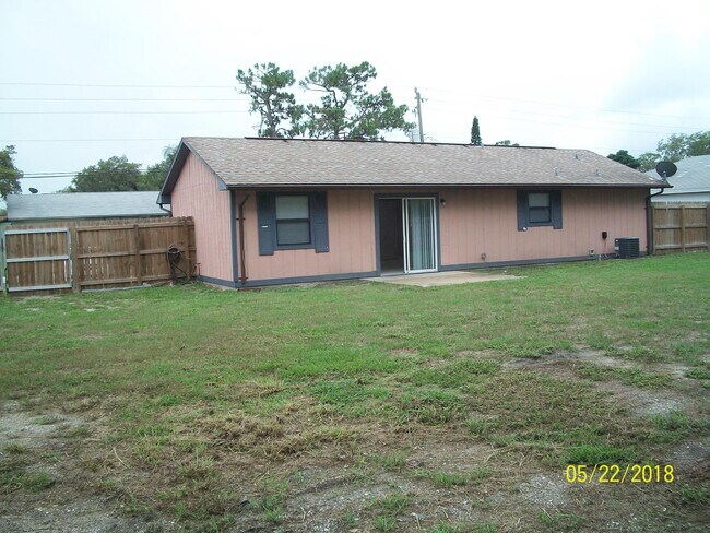 Photo - 4910 Greenhill St
