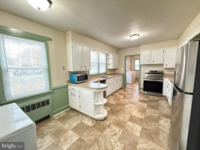 Photo - 118 St Marys Ave