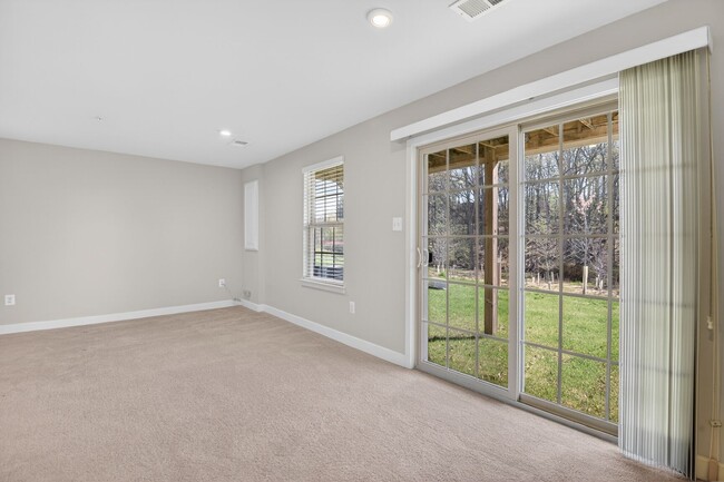 Photo - 19753 Grn Vlg Dr