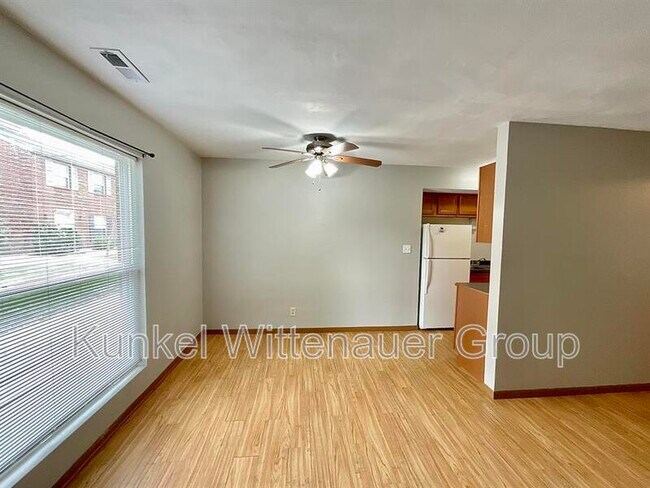 Photo - 1804 Jamestown Rd