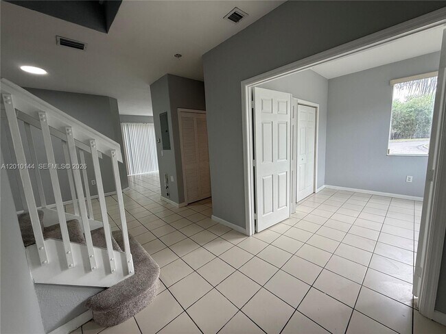 Photo - 2458 SE 15th Pl Unit 341