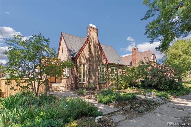 Photo - 1567 Ivanhoe St
