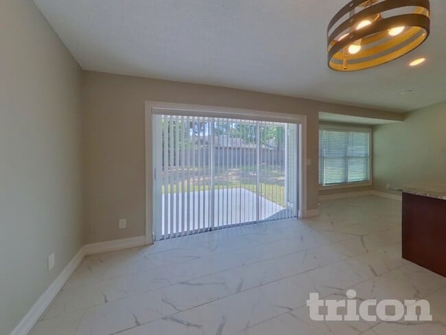 Photo - 21521 Curlew Ct