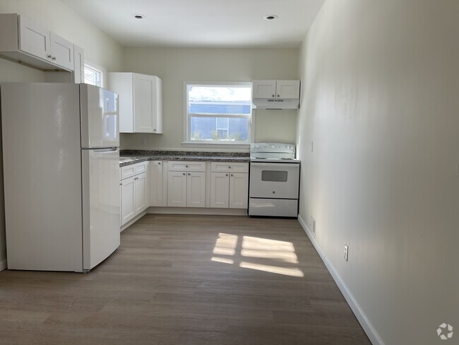 Building Photo - 6525 Marlette St Unit # A Rental