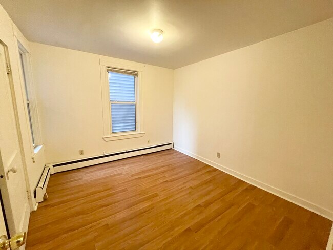 Photo - 1570 Tremont St Unit 1t