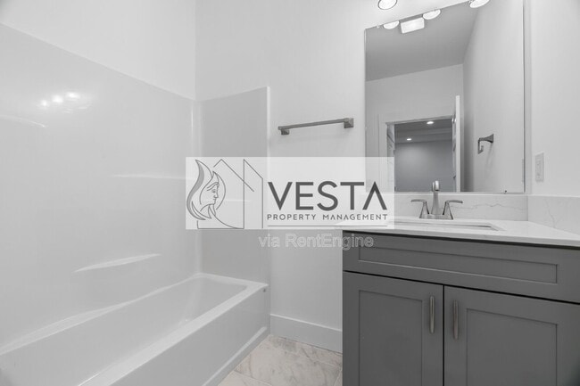 Photo - 510 Deaverview Rd