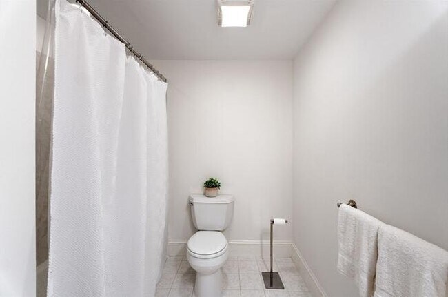 Photo - 296 W 3rd St Unit 22