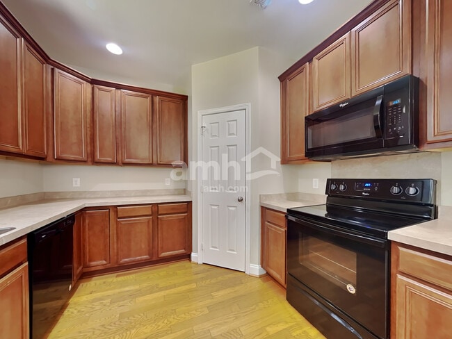 284 Killarney Trl