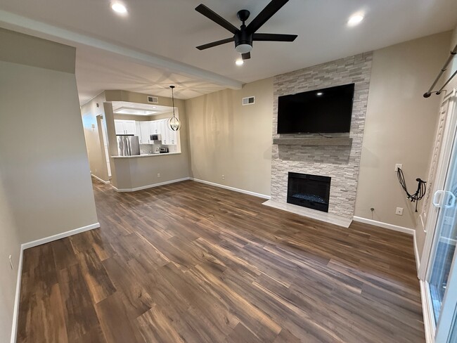 Building Photo - 11264 Portobelo Dr