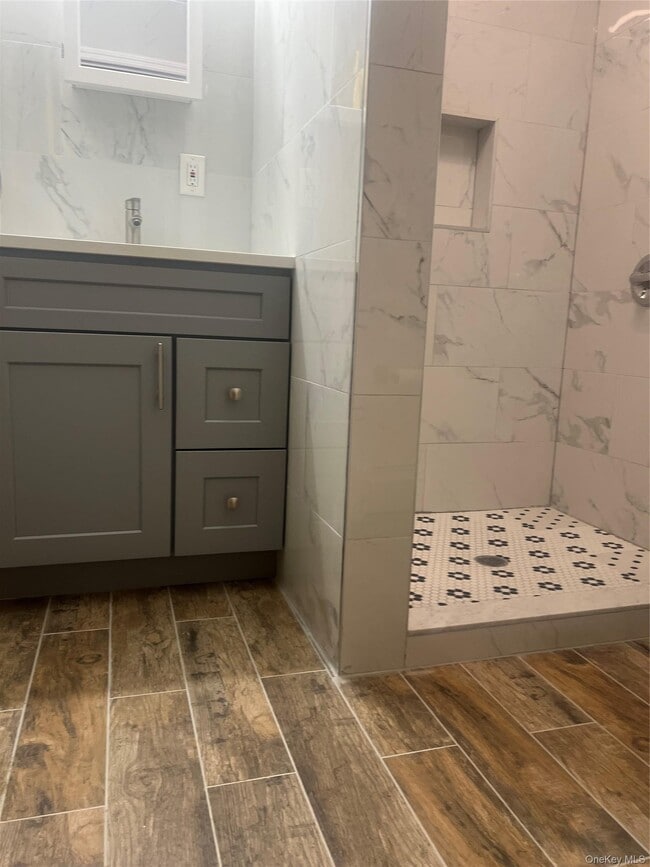 Photo - 90 Quaker Path