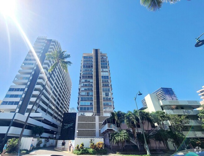 Building Photo - 2415 Ala Wai Blvd Rental