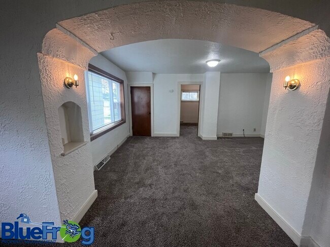 Photo - 922/924 Erie Avenue - 922