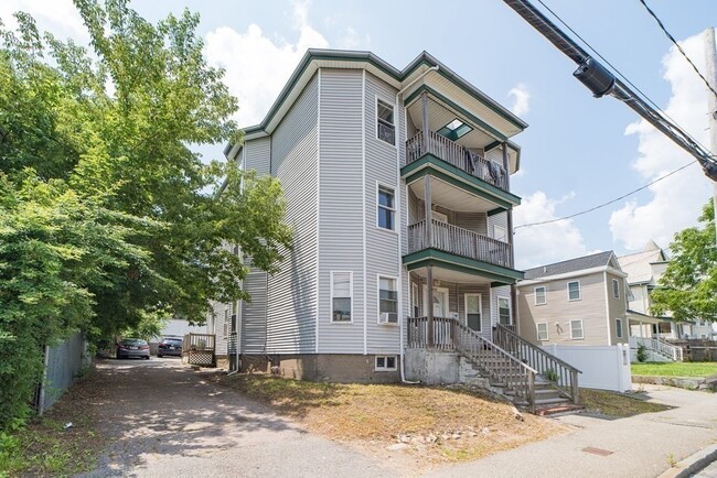 Building Photo - 710 N Montello St Unit 2