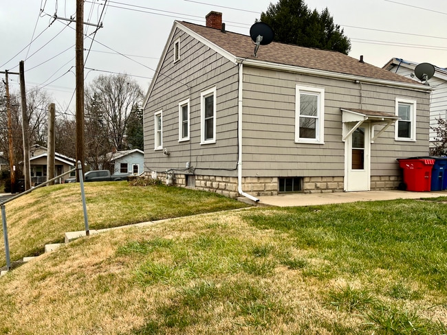 Photo - 1319 E Lake Ave
