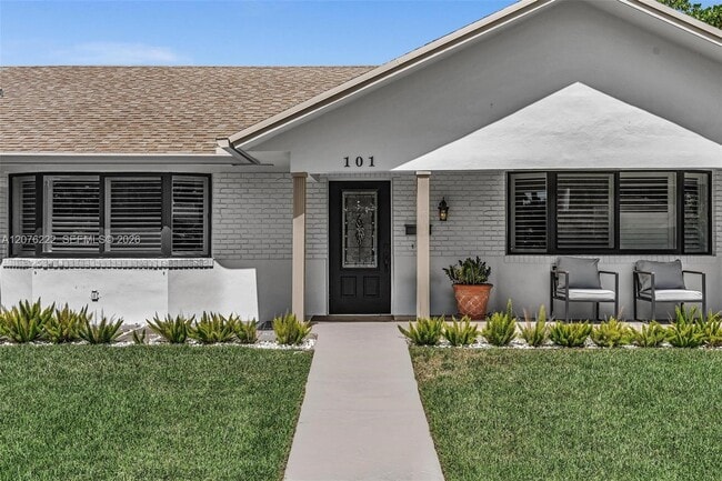 101 SW 75th Ave
