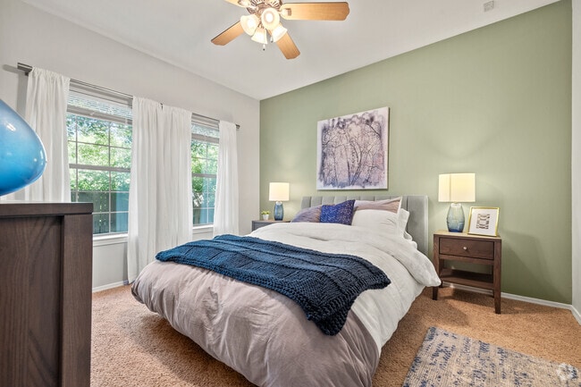 2BR, 2BA - 960SF - Primary Bedroom