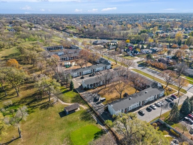 Photo - Golfview Apartments