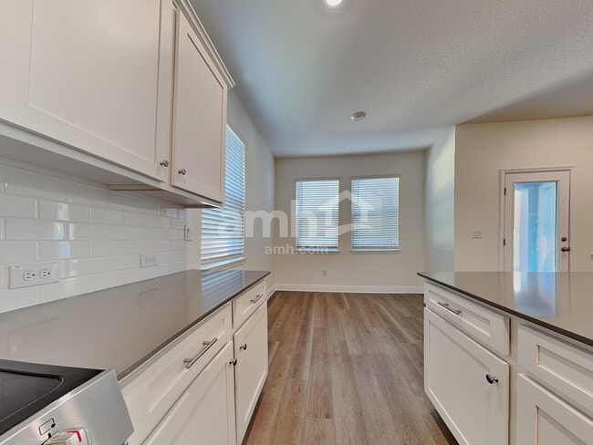 Photo - 27055 St Andrews Ave