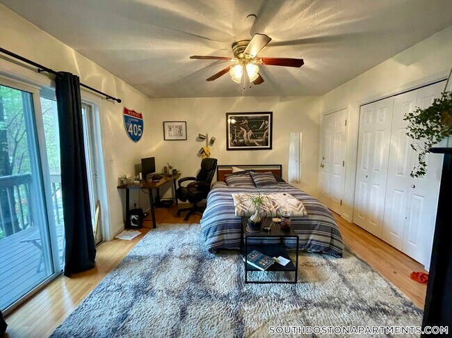 Photo - 111 W 8th St Unit I