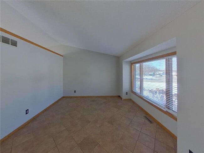 Photo - 9319 93rd St S