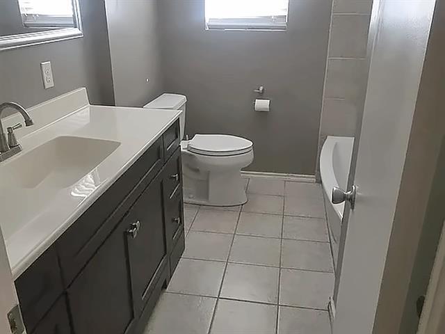 Photo - 8057 Fall River Dr