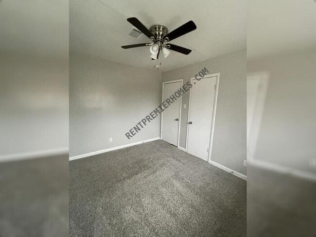 Photo - 6706 W Wakefield Dr