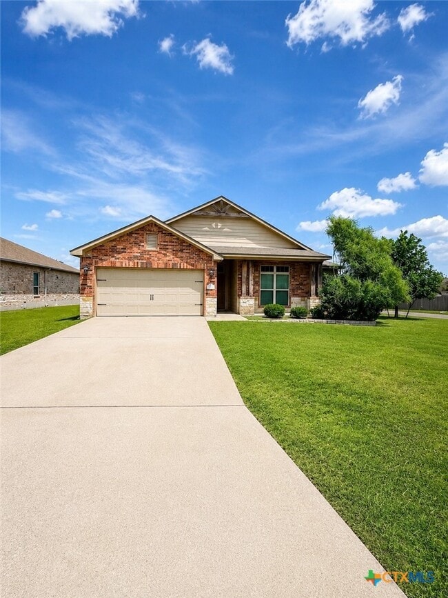 Photo - 187 Chering Dr