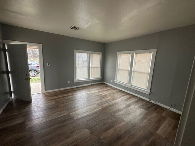 Photo - Newly updated 2 bedroom 1 bath duplex
