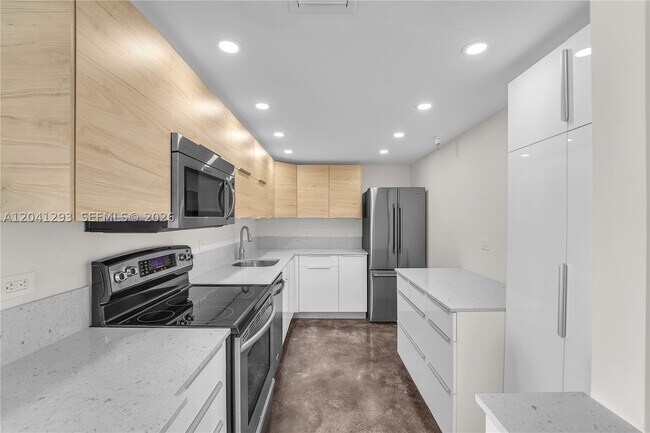 Photo - 20515 E Country Club Dr Unit 1245