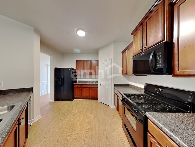 Photo - 6486 Stonelake Pl SW