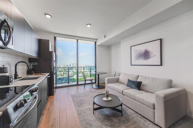 Photo - 398 NE 5th St Unidad 3505