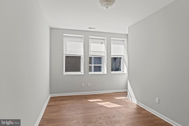 Photo - 1018 S 52nd St Unit 18.2B