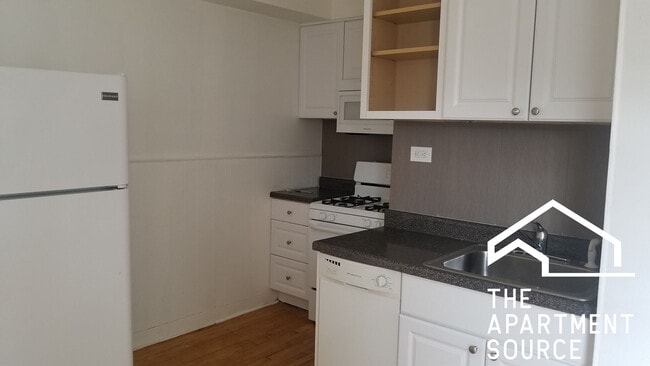 Photo - 4409 N Kenneth Ave Unit 2B