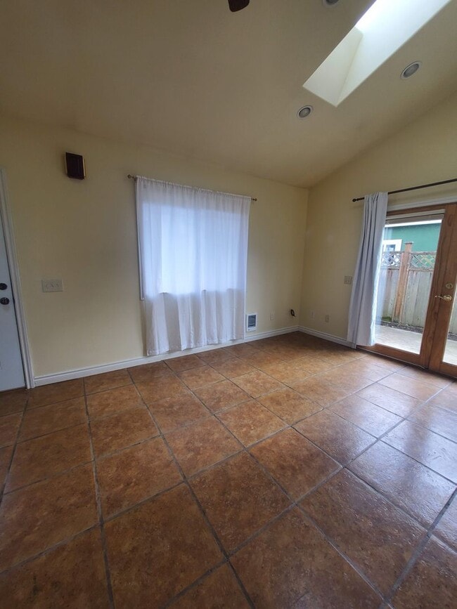 Photo - 1129 1/2 West 16th St., Port Angeles, WA 98362