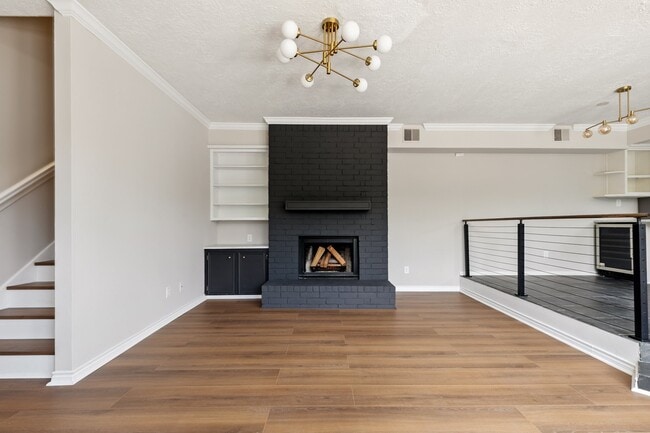 Photo - 601 Sandman St