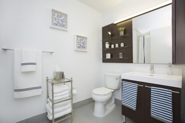 Photo - 0 bedroom in LONG ISLAND CITY NY 11101 Condo Unit 9A