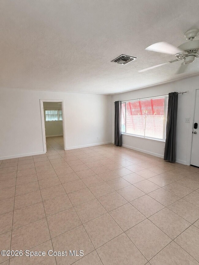 349 W Exeter St