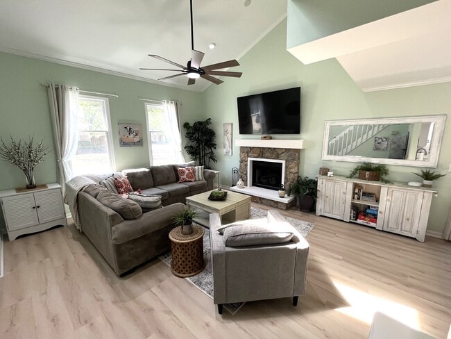 Photo - 6220 Crofton Dr