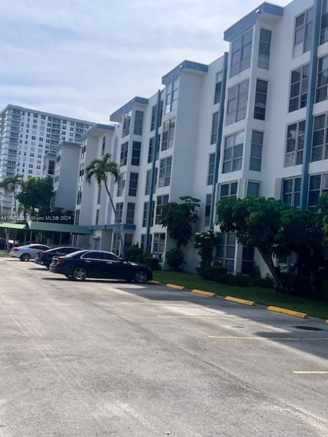 Photo - 17570 Atlantic Blvd Unit 401